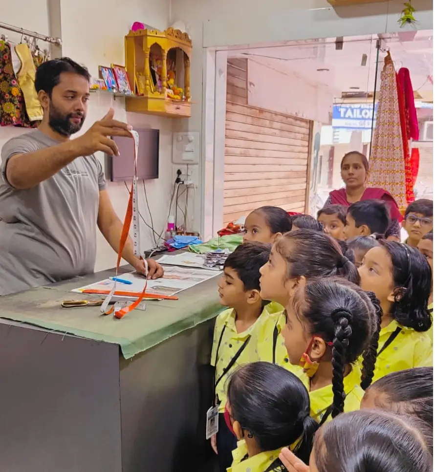Field Trips & Real-World Experiences